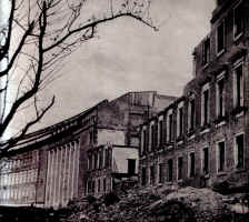 16_gmach_wojewodzkiej_rady_narodowej_1945.jpg (710082 bytes)